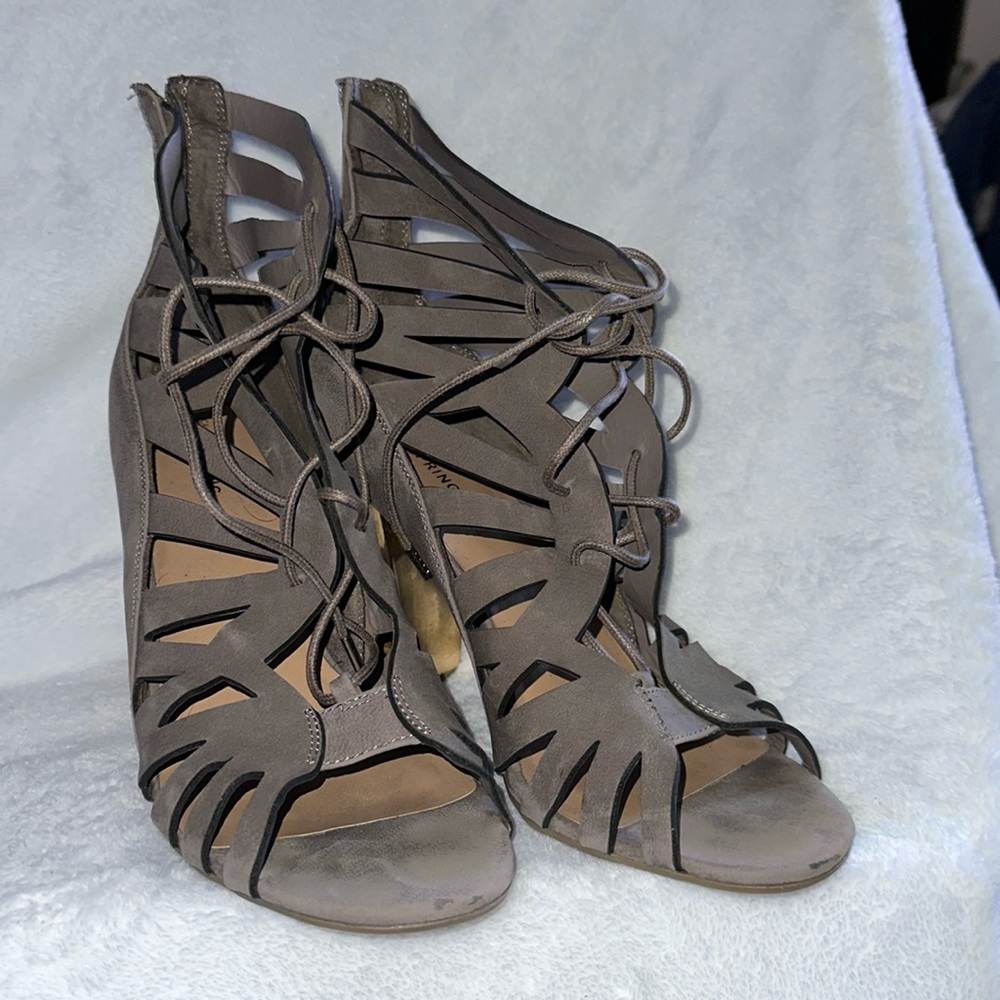 Call It Spring Gray Block 3.5 Heels Size 11 - image 1